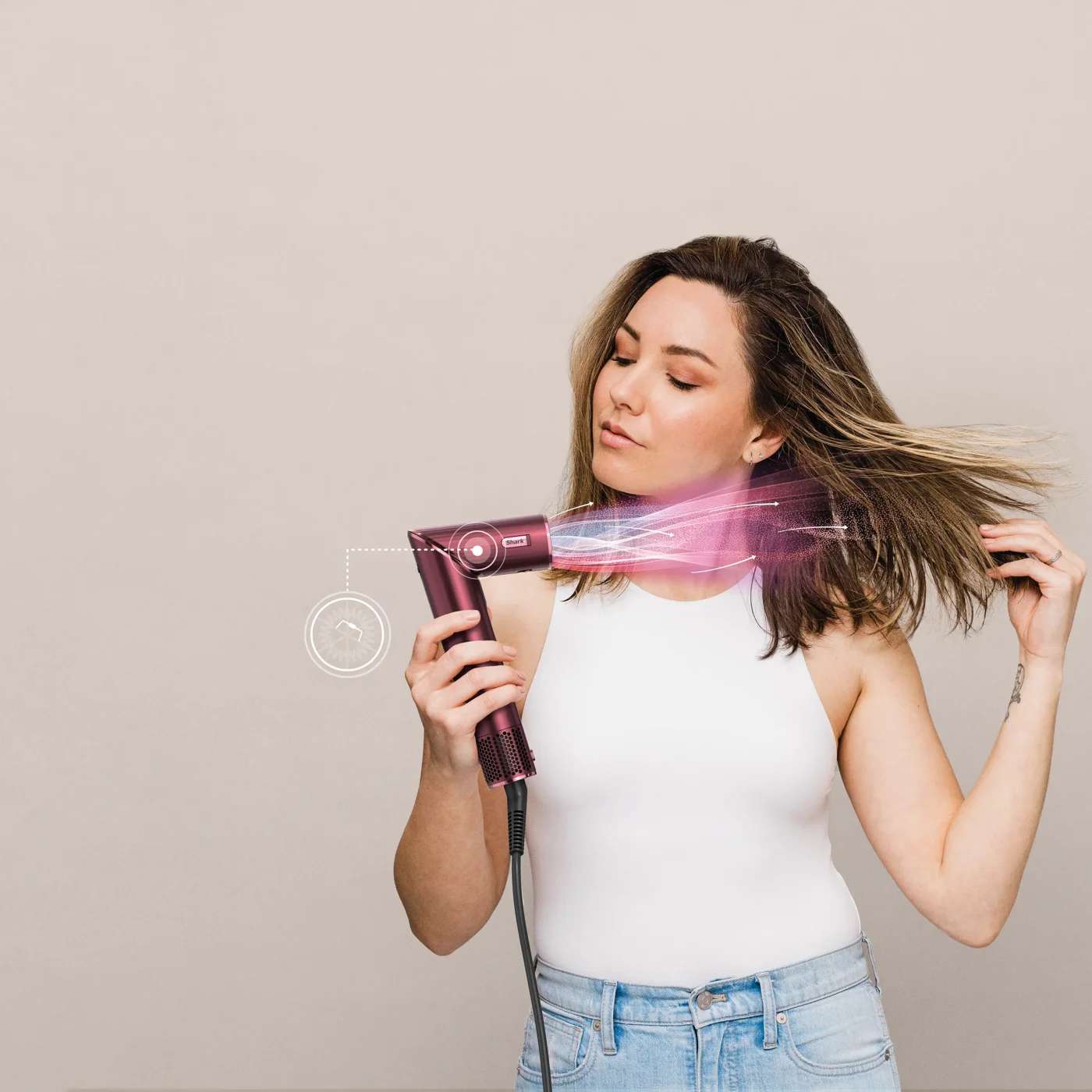 Haare trocknen  mit Shark Cherry Flexstyle 