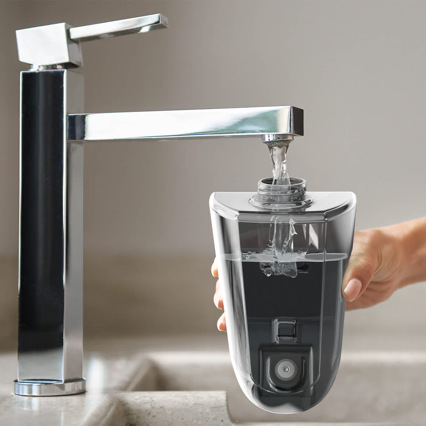 SteamSpot Dampfreiniger S2001EU mit leicht entnehmbarem Wassertank zum Bef&uuml;llen