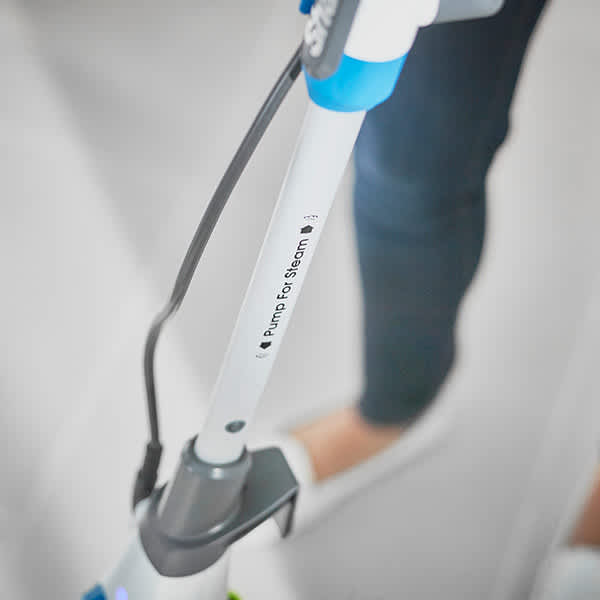 Detailaufnahme des Kopfes des Klik n' Flip S6001EU Dampfreinigers, manueller Dampfreiniger