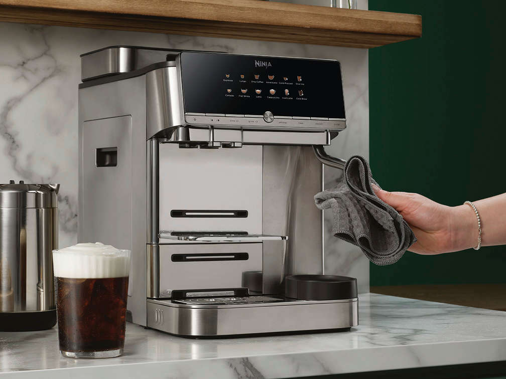 Cool-touch steam wand