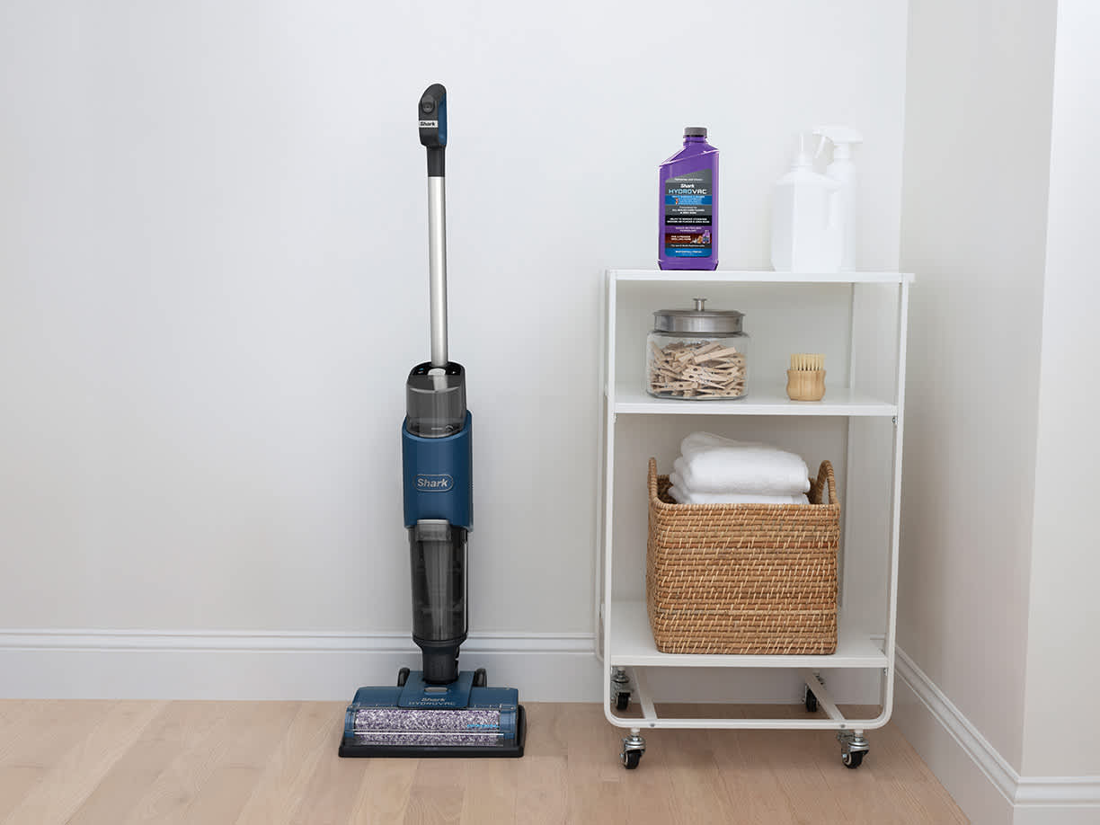 shark hydrovac en una casa