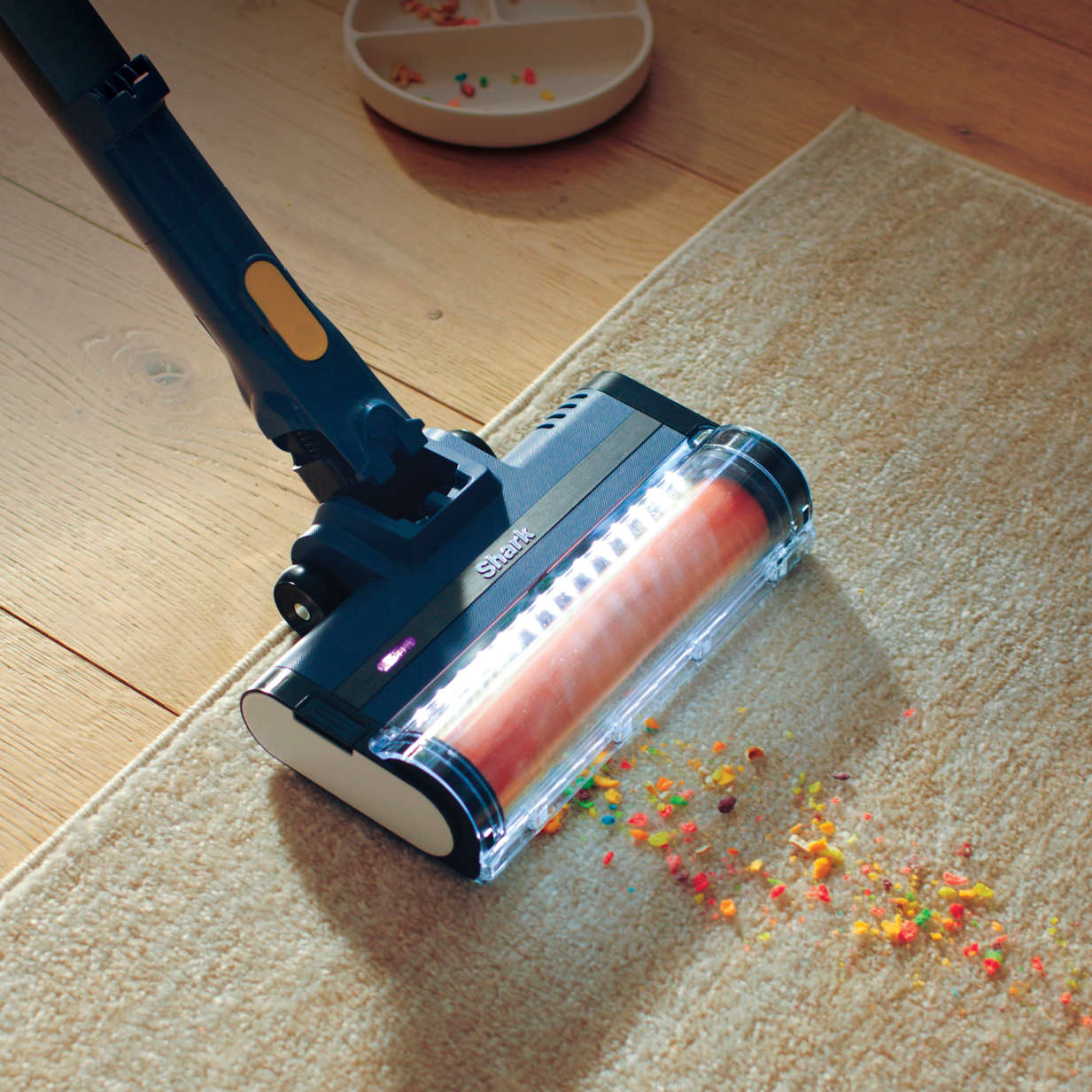 Powerful suction. Cordless convenience.