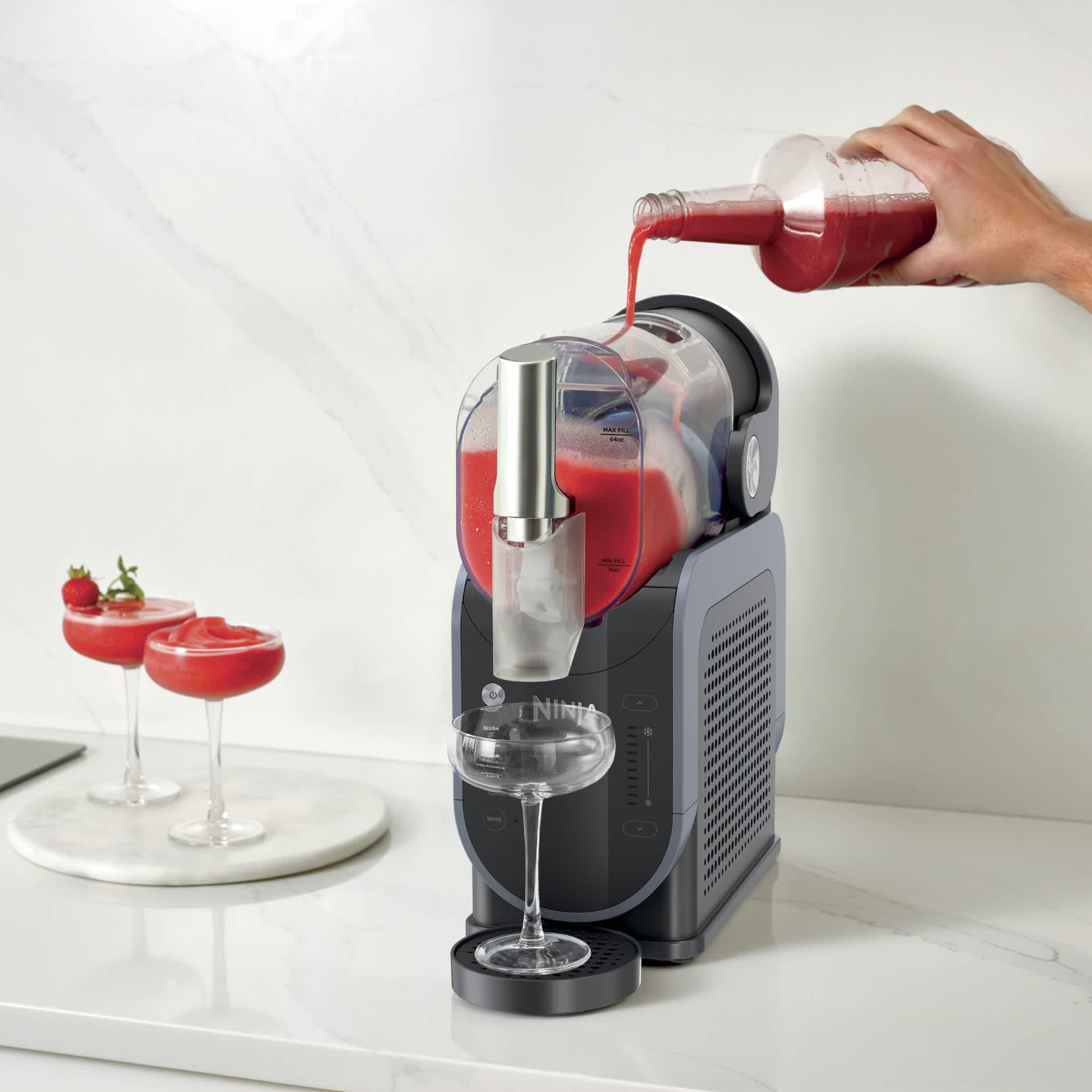 ★Smoozie★ Ninja SLUSHi™ 88 oz. Professional Frozen Drink Maker Slush