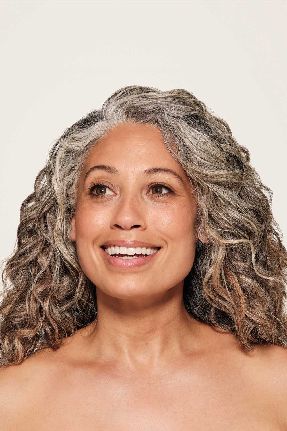 Maintain your results with the CryoGlow Face Mask