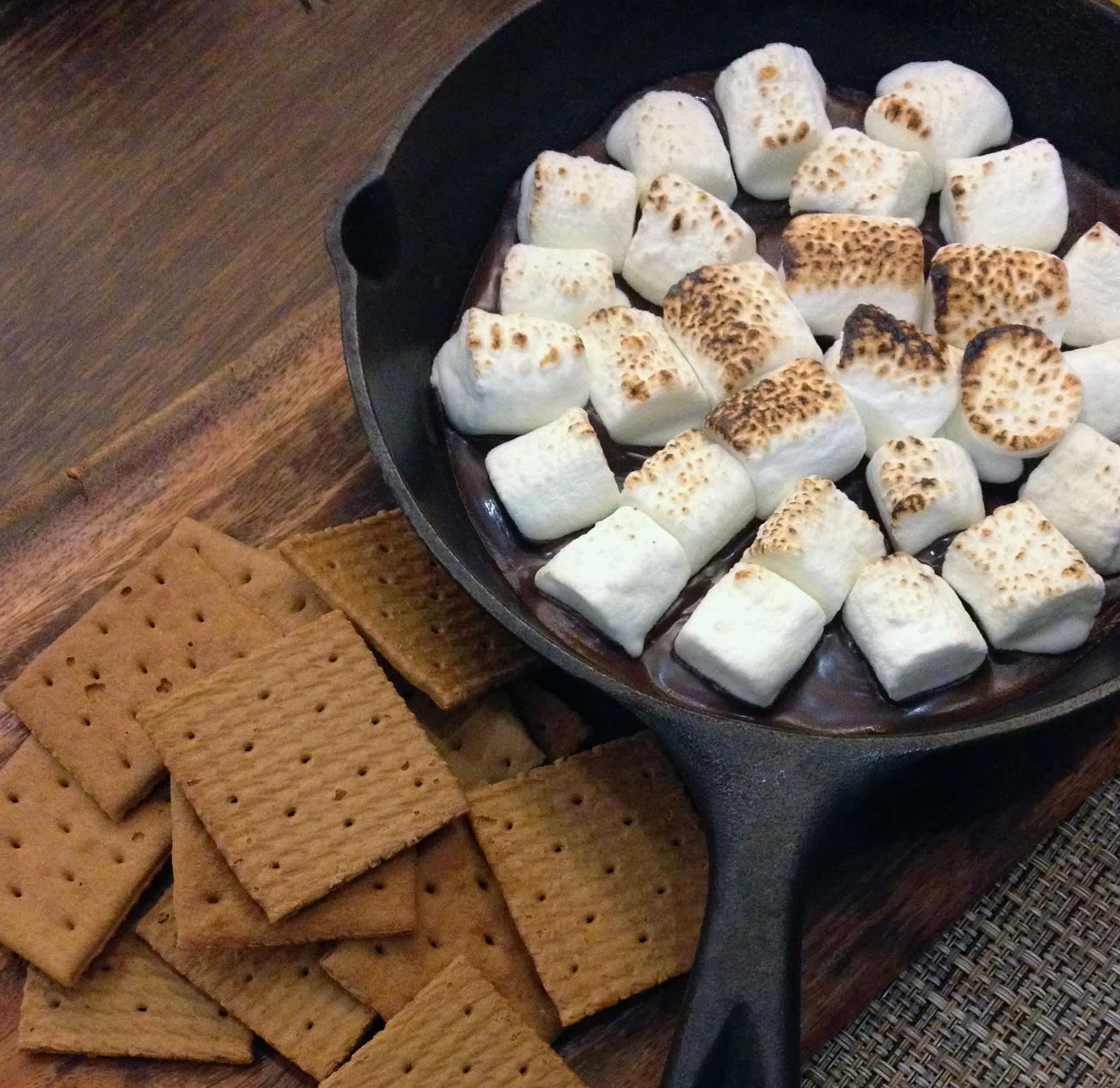 Air Fryer S'mores